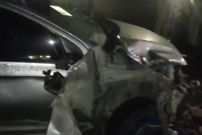 रविवारी रात्री उशीरा हा अपघात घडला. या प्रकरणी कोराडी पोलीस स्टेशनमध्ये लोको पायलट आणि गेट कीपरवर गुन्हा दाखल करण्यात आला आहे. 