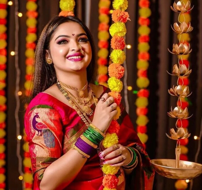  साडी जितकी सुंदर आहे तेवढाच सुंदर आपलं  असावं अशी सर्वांची इच्छा असते.
