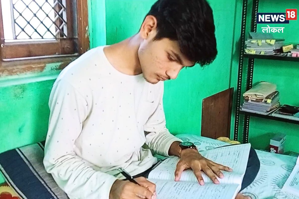 HSC Result : वडील दुकानात कामाला, ट्युशनची फी भरायलाही नव्हते पैसे, सोहमचं यश पाहून घरचे रडले