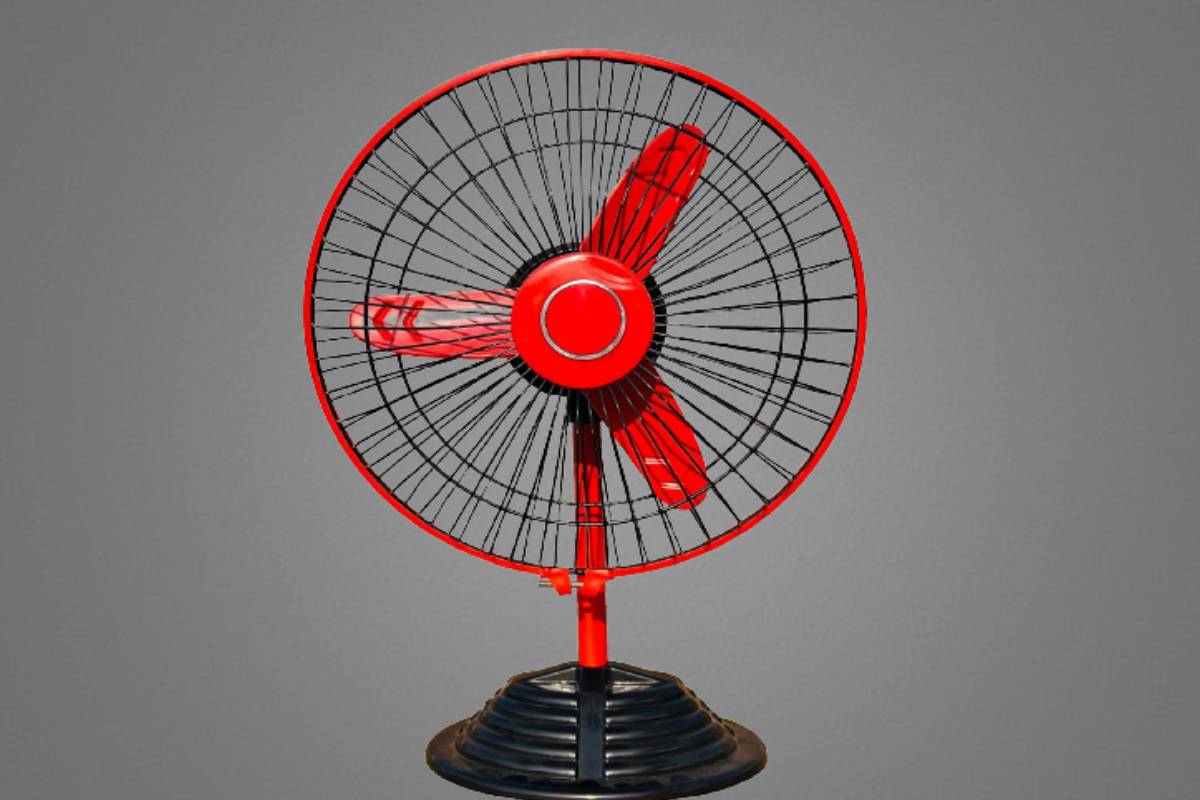 वीज नसली तरीही तासभर चालणार फॅन, किचनमध्ये लावला तर बायको होईल खूश