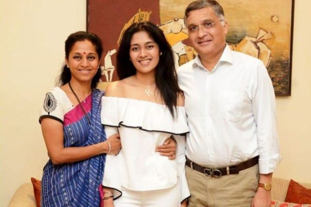 मुलीच्या लग्नाबाबत सुप्रिया सुळे पहिल्यांदाच बोलल्या