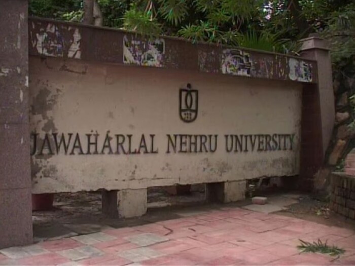 JUN प्रवेशासाठी CUET 2023 मध्ये स्कोअर- JNU प्रवेश 2023 विविध UG आणि PG कार्यक्रमांसाठी पात्रता निकष स्ट्रीम आणि शैक्षणिक पार्श्वभूमीच्या आधारावर भिन्न असू शकतात. येथे प्रवेशासाठी CUET स्कोअर अद्याप JNU ने जाहीर केलेला नाही.