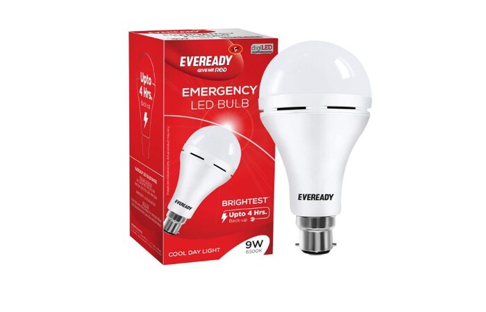 Eveready 9W b22d LED Inverter Bulb: ग्राहक आता हा बल्ब Amazon वरून 299 रुपयांना खरेदी करू शकतात. हा 9 वॅटचा रिचार्जेबल बल्ब आहे.
