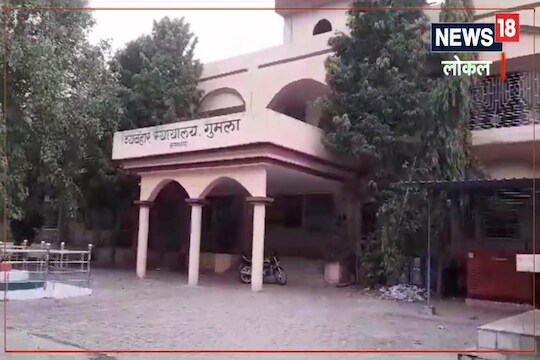 लिव्ह इन रिलेशनशिपमध्ये राहणाऱ्या 14 वर्षीय मुलीला पोलिसांनी बाल कल्याण समितीकडे सोपवलं आहे. 