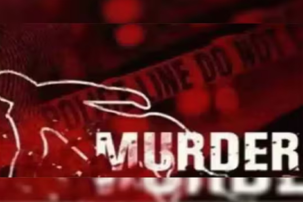 आपल्या हातून बापाचा मृत्यू झाल्याचं पाहून मुलगा भानावर आला आणि प्रचंड घाबरला.