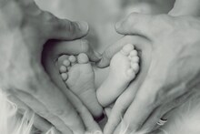 GOOD NEWS! मूल जन्मताच कर्मचाऱ्यांना मिळणार 5 लाख रुपये; 1 जुलैपासून नियम लागू