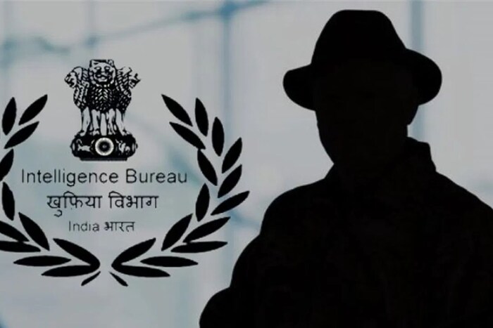 IB ACIO द्वारे केले जाणारे आणखी एक प्रमुख कार्य म्हणजे मुख्य माहिती आणि लीड्सचा मागोवा घेणे ज्यामुळे राज्यांना धोका निर्माण होऊ शकतो. त्यांना चलन विनिमय, दहशतवाद्यांचा अतिक्रमण, बेकायदेशीर किंवा अनैतिक तस्करी इत्यादी मुद्द्यांवर गुप्तचर माहिती गोळा करणे देखील आवश्यक आहे.