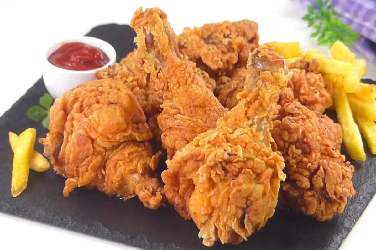 घरच्या घरी बनवा टेस्टी KFC स्टाईल चिकन