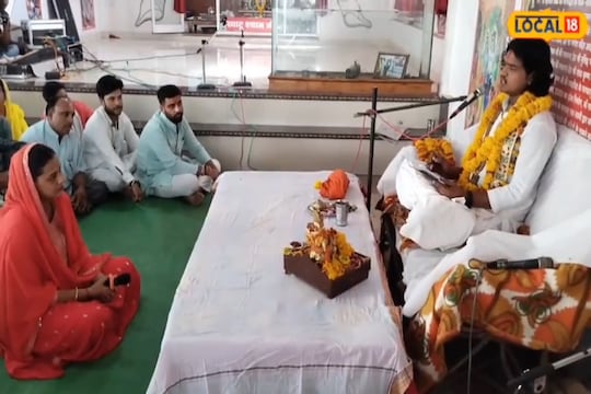 पहिल्या दिवशी 16 जणांचे अर्ज स्वीकारून त्यांच्या समस्यांवर उपाय सांगण्यात आले. 