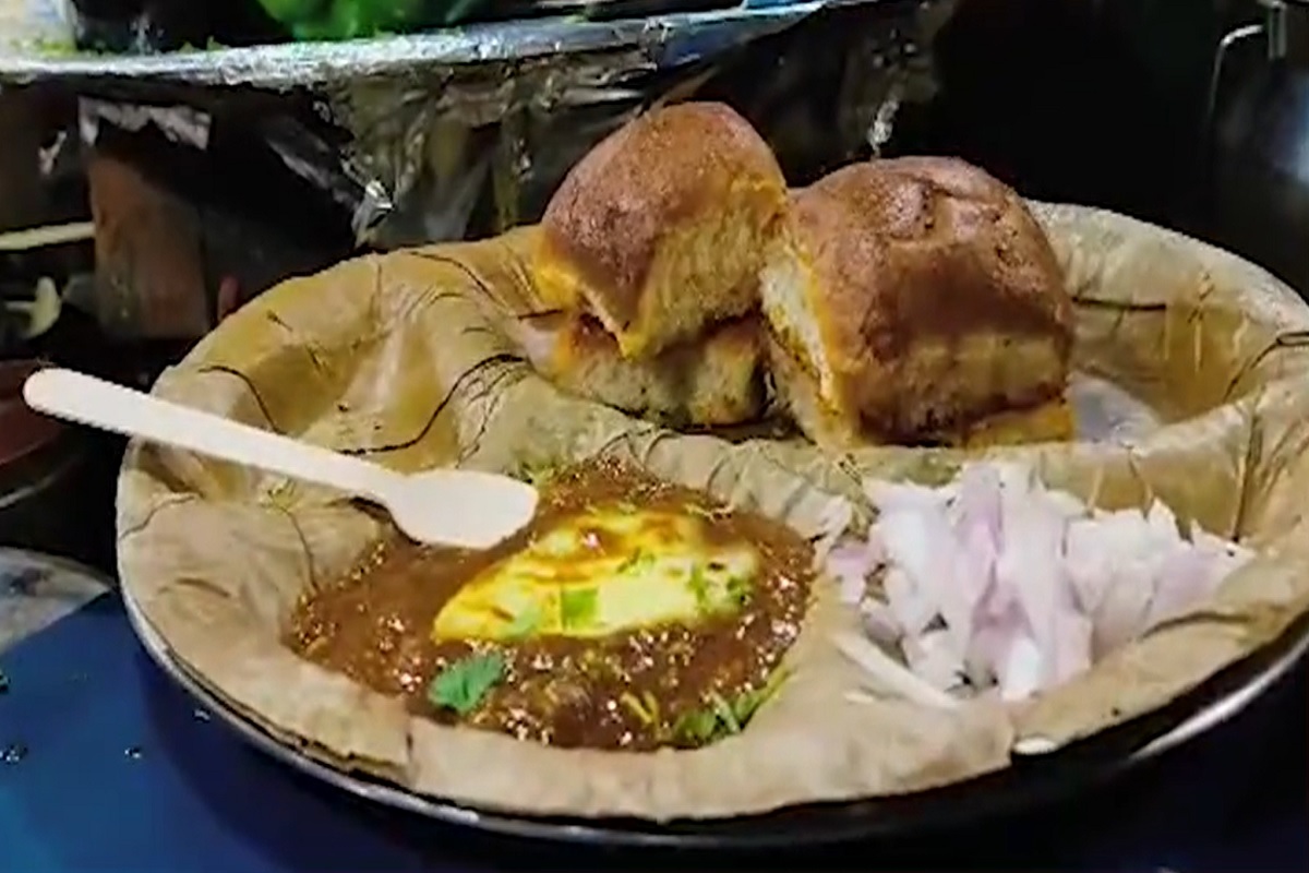 केवळ पोटापाण्याचा खर्च भागवण्यासाठी त्यांनी पावभाजी बनवण्याची कला अवगत केली होती. त्यात ते इतके पारंगत झाले की...