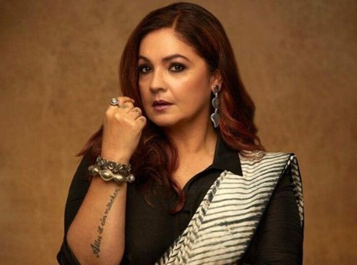 पूजा भट्ट तिच्या ट्विटमुळे नेहमीच चर्चेत असते. अनेक वेळा ही अभिनेत्री सरकारवर निशाणा साधत असते. 
