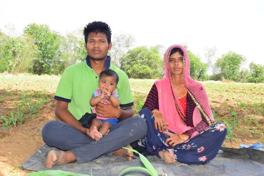 6 महिन्यांपूर्वी त्यांच्या लेकीचा जन्म झाला. त्यामुळे आता त्यांचा आनंद द्विगुणित झाला आहे. 