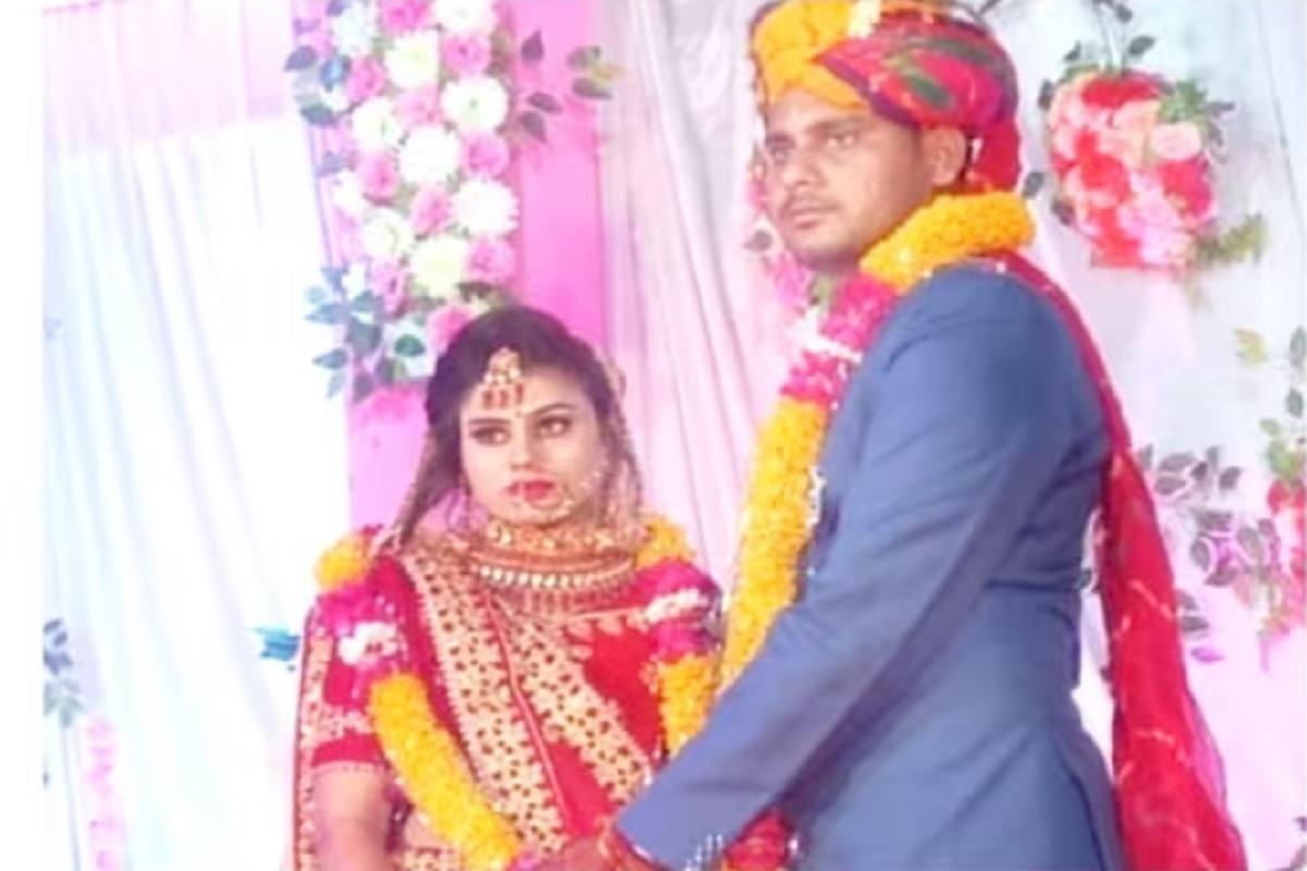 हुंडा घेणं किंवा देणं हा कायद्याने गुन्हा आहे, तरीसुद्धा भारतीय विवाहव्यवस्थेत ही कुप्रथा दिसून येते.