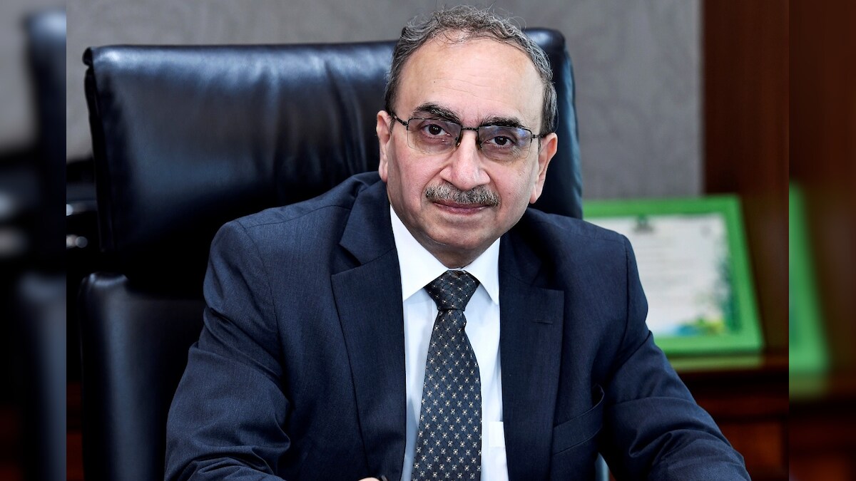 SBI Chairman Salary भारतातील सर्वात मोठ्या बँकेच्या चेअरमनची सॅलरी किती? कोट्यवधी देतात का