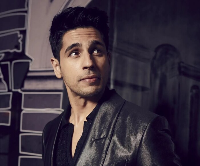 38 वर्षीय सिद्धार्थसाठी 'शेरशाह' खूप लकी ठरला. त्याने 7 फेब्रुवारी 2023 रोजी चित्रपटाची अभिनेत्री कियारा अडवाणीशी लग्न केले. त्यानंतर आलेल्या त्याच्या 'मिशन मजनू' या चित्रपटाला देखील प्रेक्षकांचा चांगला प्रतिसाद मिळाला. 