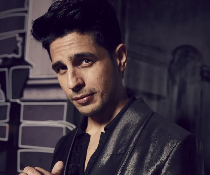 सिद्धार्थ मल्होत्राचे 'ए जेंटलमन' आणि 'अय्यारी', 'बार बार देखो', 'जबरिया जोडी' या चित्रपटांना फ्लॉपचा टॅग मिळाला, तर 'मरजावां' आणि 'इत्तेफाक'चे कलेक्शन जेमतेमचं होतं. 