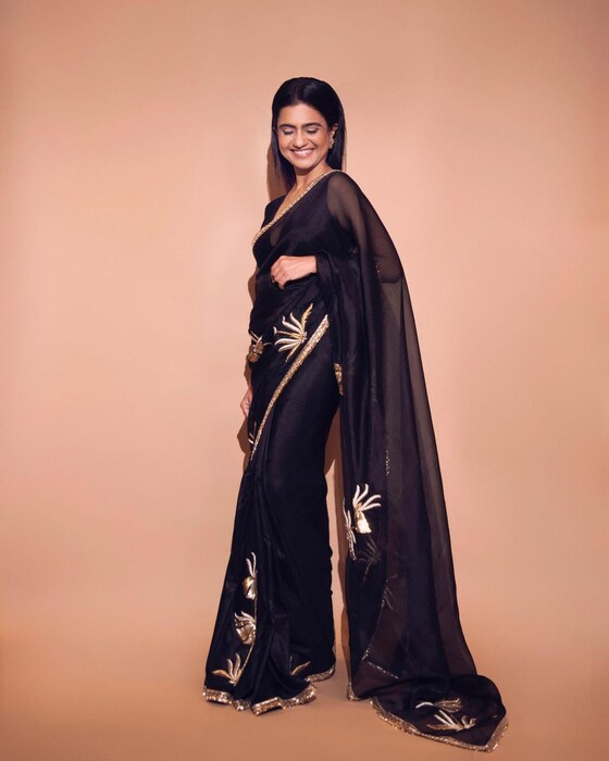  अभिनयाचा वारसा तिला तिच्या आईकडून म्हणजे ज्योती सुभाष यांच्याकडून मिळाला आहे.