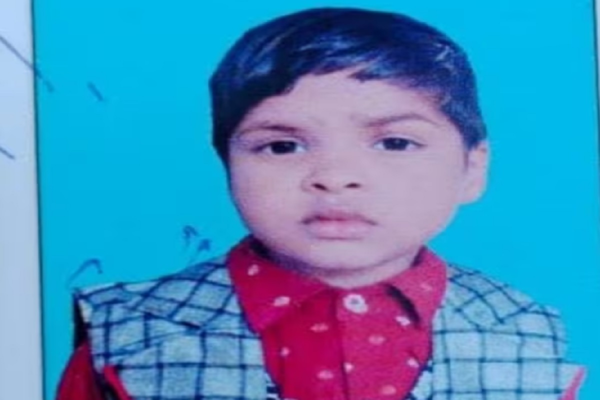 रागाच्याभरात तो दोन मुलांना बाहेर घेऊन गेला आणि असं काही झालं की कोणी कल्पनाही केली नसेल.