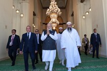 PM मोदींनी केला मिस्त्रच्या ऐतिहासिक 'अल-हकीम' मशिदीचा दौरा, पाहा Photos