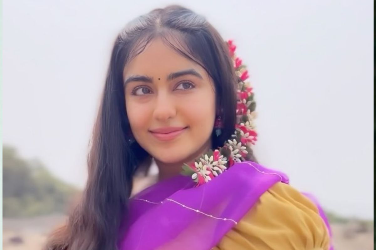 ‘दे केरला स्टोरी’ फेम अभिनेत्रीनं आषाढी एकादशीनिमित्तानं गायल खास गाणं