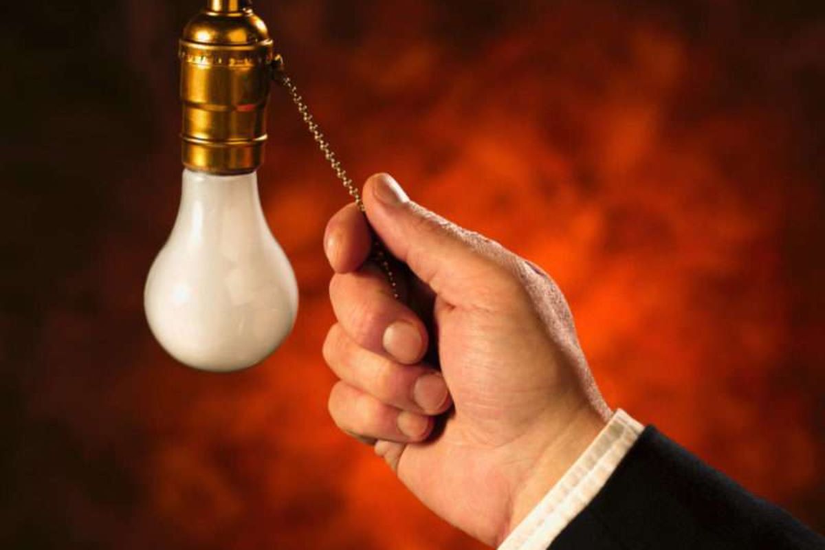 कंपनी देतेय 1 कोटी पगार; तरीही कोणी अप्लाय करेना