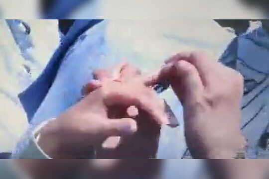 तरुणाने गर्लफ्रेंडला केलं प्रपोज