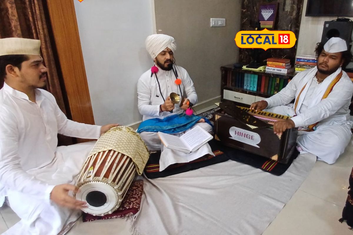 Ashadhi Wari 2023: आता जावे पंढरीसी.., डोंबिवलीकर तरुणांचा अभंगनाद, Video