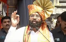 कोस्टल रोडला छत्रपती संभाजी महाराजांचे नाव, मुख्यमंत्री शिंदेंची रायगडावर घोषणा