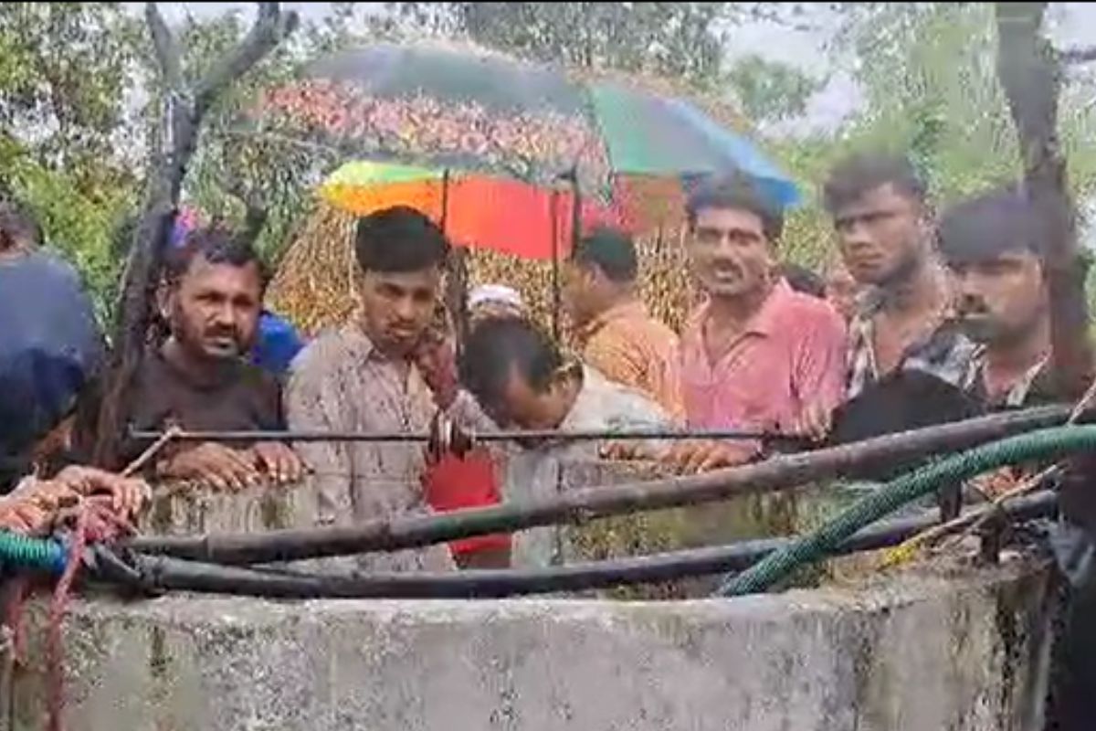 चार जणांचा मृत्यू