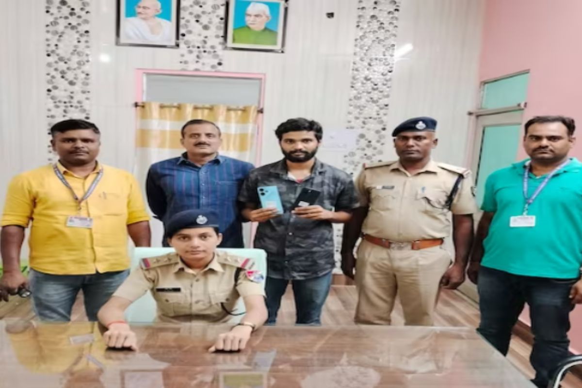 अटक करण्यात आलेला तरुण