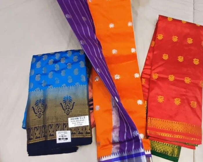 नेहमीच्या वापरातील साध्या साड्यांप्रमाणेच कांजीवरम, पैठणी, पेशवाई, सेमी पैठणी, ऑर्गेंझा, गार्डन या साड्या देखील इथं खरेदी करता येतात.या सर्व साड्या येवला, सुरत, मध्यप्रदेश आणि कर्नाटकमधून आम्ही मागवतो, असं त्यांनी सांगितलं. 