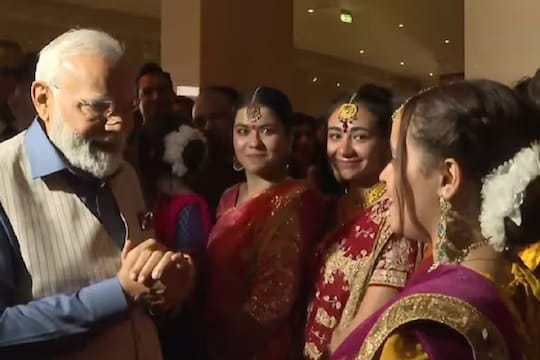 पंतप्रधान मोदींचं इजिप्तमध्ये स्वागत