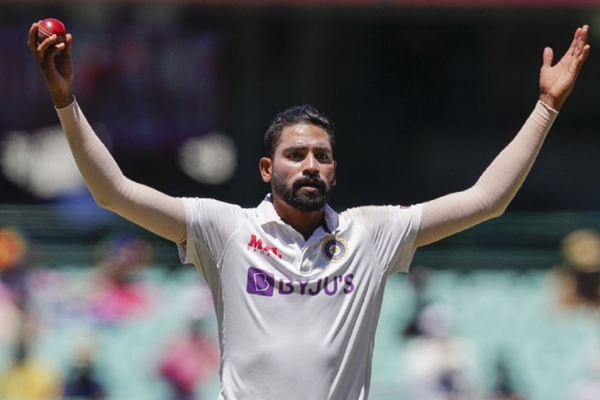 'सिनियर खेळाडूंचा आदर करणं शिक' त्या कृतीवरून नेटकऱ्यांनी मोहम्मद सिराजला झापलं