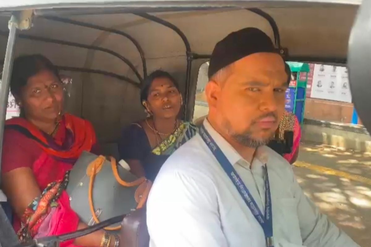 Pune News : वारीत मुस्लिम रिक्षाचालकांकडून मोफत सेवा, वारकरी भारावले Video