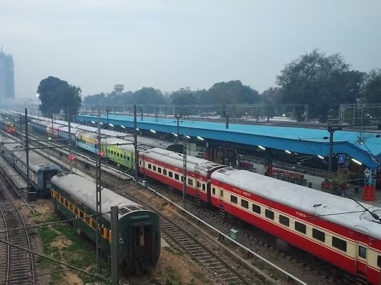 जगातील सर्वात लांब रेल्वे प्लॅटफॉर्म