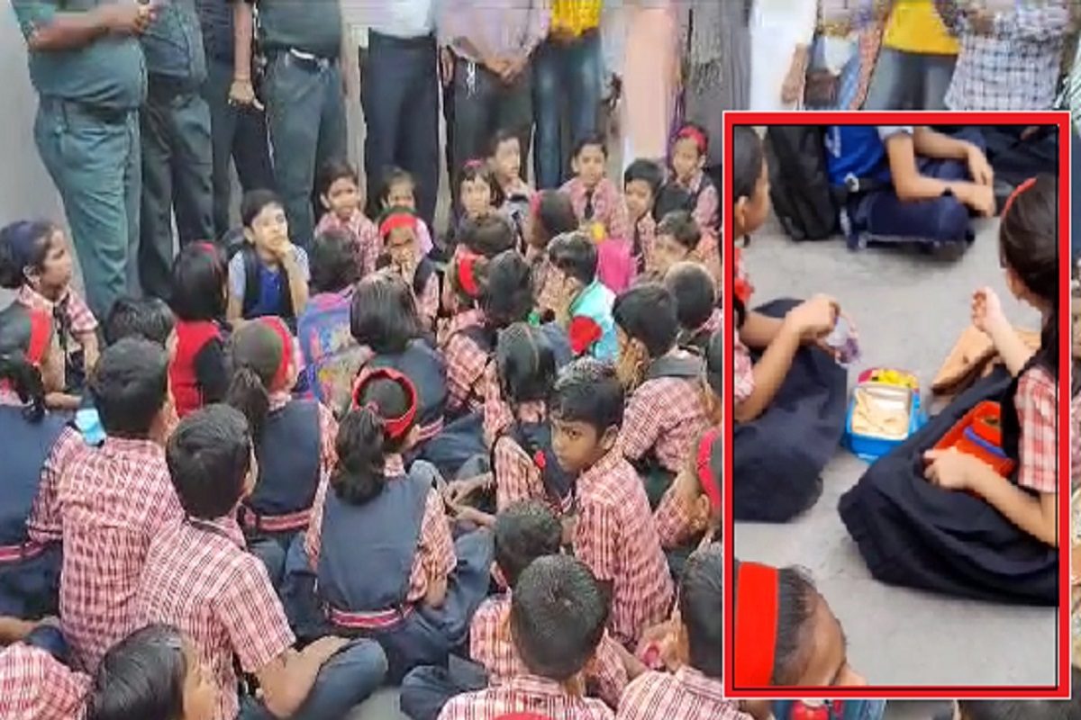 शाळेच्या पहिल्याच दिवशी विद्यार्थी पालकांचे आंदोलन