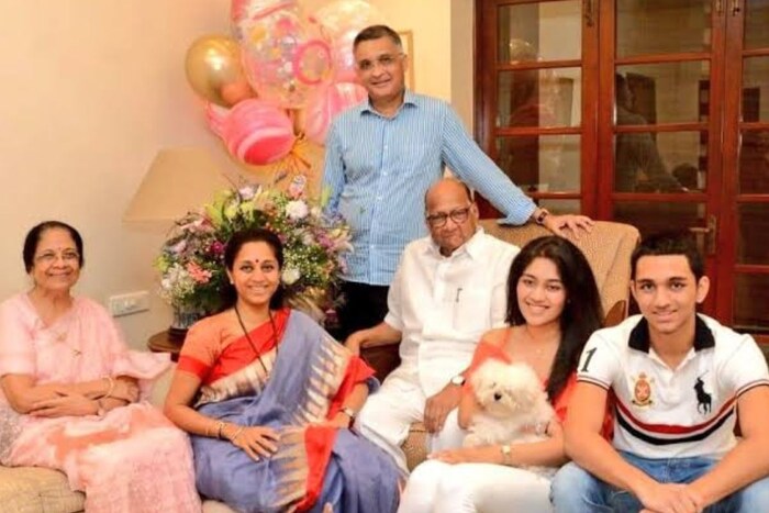 4 मार्च 1991 रोजी सदानंद भालचंद्र सुळे यांच्याशी त्यांचा विवाह झाला. त्यांना एक मुलगा (विजय) आणि एक मुलगी (रेवती) ही दोन अपत्ये आहेत. लग्नानंतर त्यांनी कॅलिफोर्नियामध्ये काही काळ घालवला, जिथे त्यांनी यूसी बर्कलेमध्ये जल प्रदूषणाचा अभ्यास केला. त्यानंतर त्या इंडोनेशिया आणि सिंगापूरला गेल्या आणि नंतर मुंबईला परतल्या.