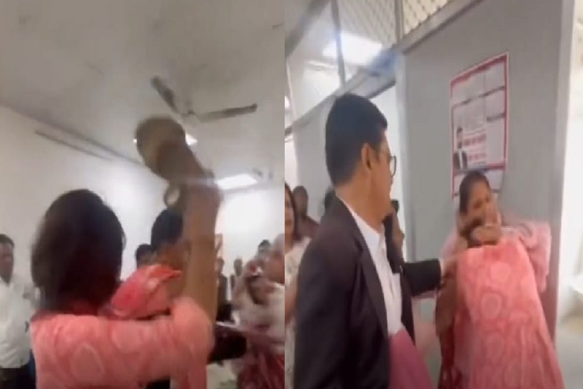 कोर्टात महिलांची फायटिंग (फोटो - ट्विटर व्हिडीओ ग्रॅब)