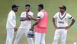 टीम इंडियाने केल्या चुका; गावस्कर, गांगुली नाराज, शास्त्री गुरुजींनी दिला सल्ला