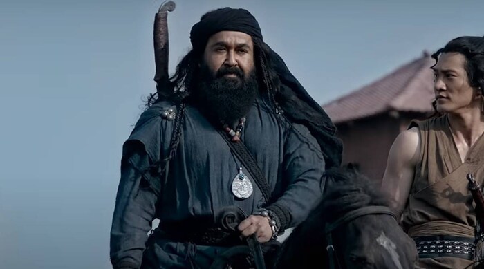  'मरक्कर : द लायन ऑफ द अरेबियन सी' हा मल्याळममधील सर्वात महागडा सिनेमा असून या सिनेमा अभिनेते मोहनलाल यांच्यासह अभिनेत्री कीर्ती सुरेश, अर्जुन सरला, सुनील शेट्टी, प्रणव मोहनलाल, मंजू वारिय सारखे प्रसिद्ध कलाकार आहेत.