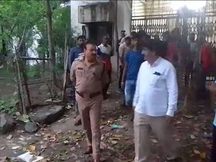 तर समोरून येणाऱ्या ट्रॅव्हल्समध्ये 25 ते 30 प्रवाशी होते. ही ट्रॅव्हल्स नागपूर वरून नाशिकच्या दिशेने जात होती.