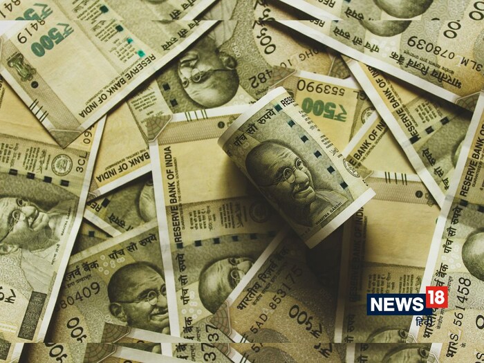 तुमचे उत्पन्न 5 लाख रुपयांपेक्षा जास्त असेल आणि तुम्ही 31 जुलैपर्यंत ITR भरला नाही तर कलम 234F नुसार तुम्हाला 5,000 रुपये लेट फिस भरावी लागेल. करदात्याचे एकूण उत्पन्न 5 लाख रुपयांपर्यंत असल्यास, लेट फिस 1,000 रुपयांपर्यंत मर्यादित असेल.