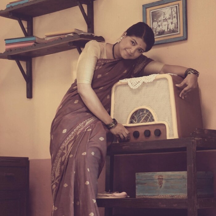  पण रिलीजच्या वेळी सना कुठेही दिसली नाही. सिनेमाच्या प्रमोशनमध्ये देखील तिची कुठेच हजेरी पाहायला मिळाली नाही.