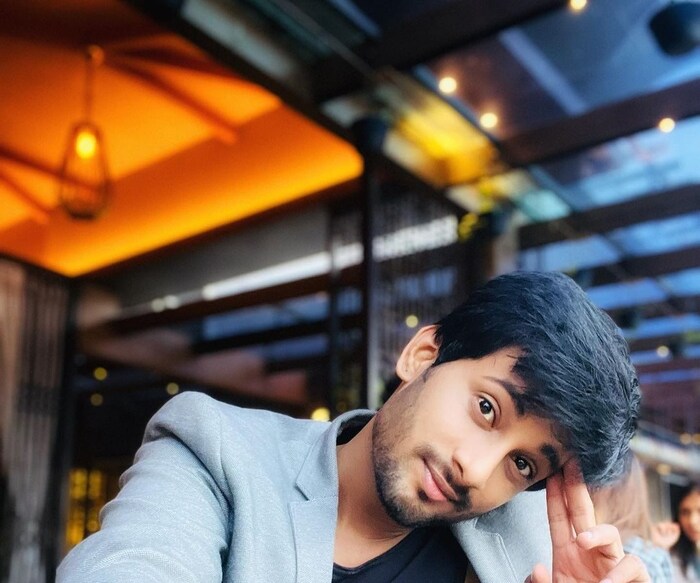 लॉकडाऊननंतर मला आर्थिक अडचणींचा सामना करावा लागला. पण, योग्य संधीची मी वाट पाहत होतो. आणि त्यानंतर मला मन उडू उडू झालं ही मालिका मिळाली. मी कसा आहे, हे या मालिकेमुळे सगळ्यांना कळलं. 