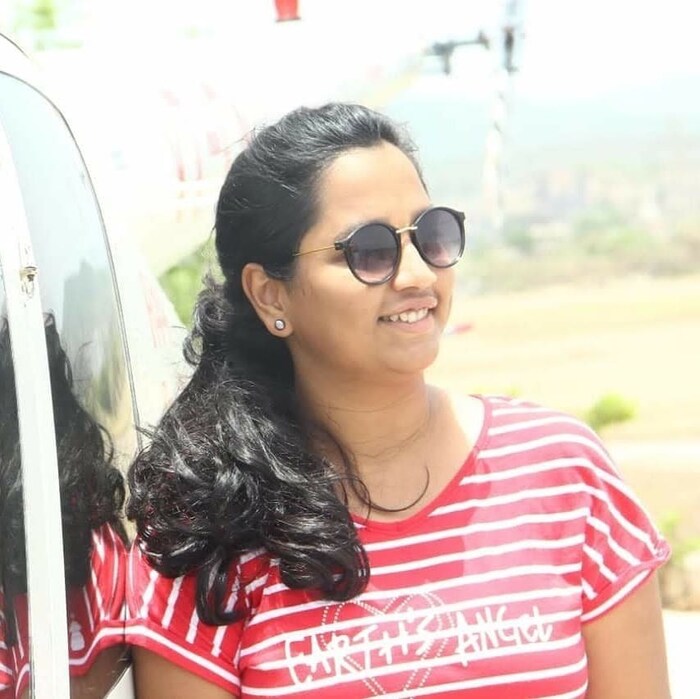  शरद पोंक्षेंच्या लेकीनं मनोरंजन सृष्टीत पाऊल न टाकता वेगळी वाट निवडली आहे. 