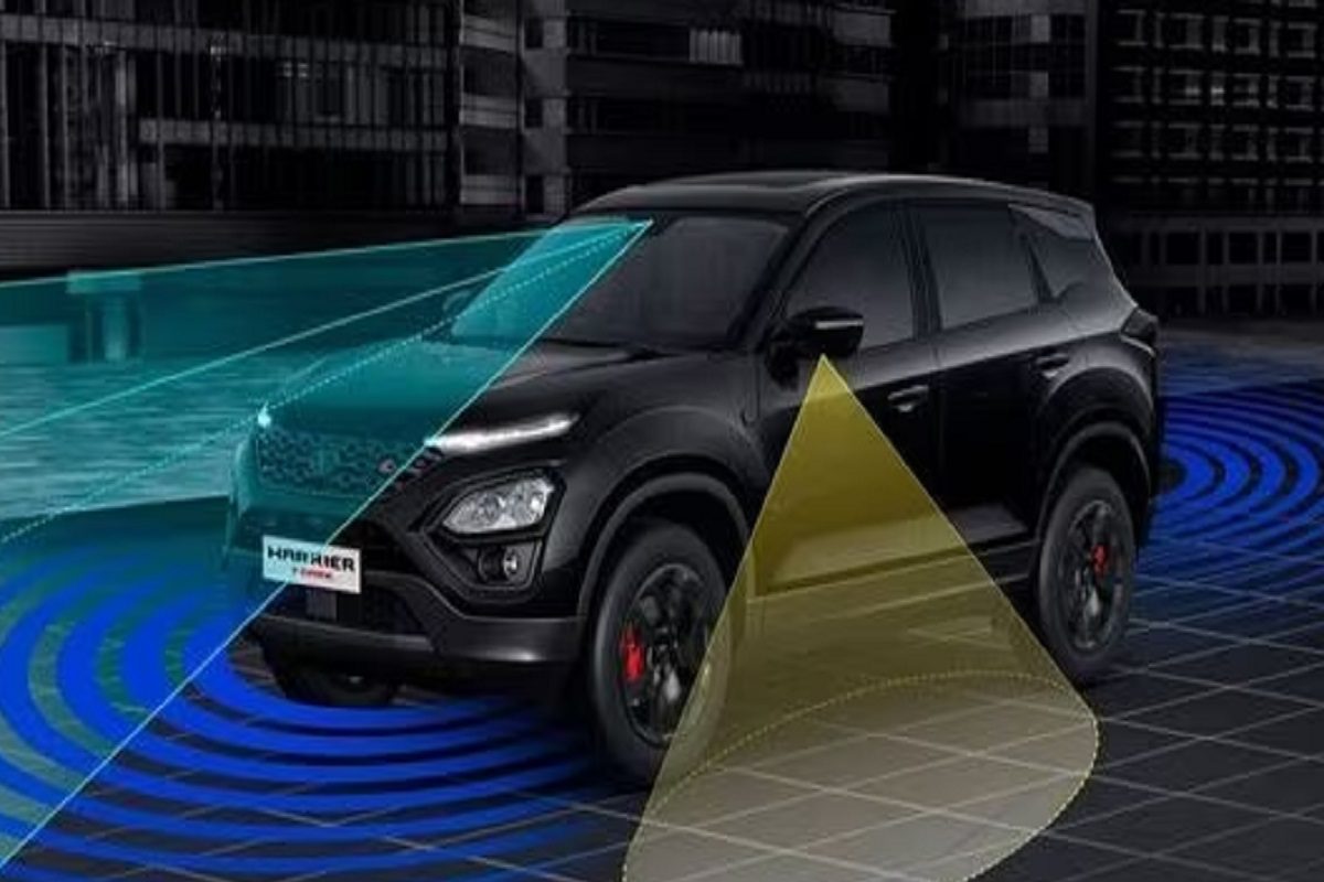 ADAS सेफ्टी फिचर्स असलेल्या 5 स्वस्त कार, प्रवाशांना आपत्कालीन स्थितीत आहे फायद्याची