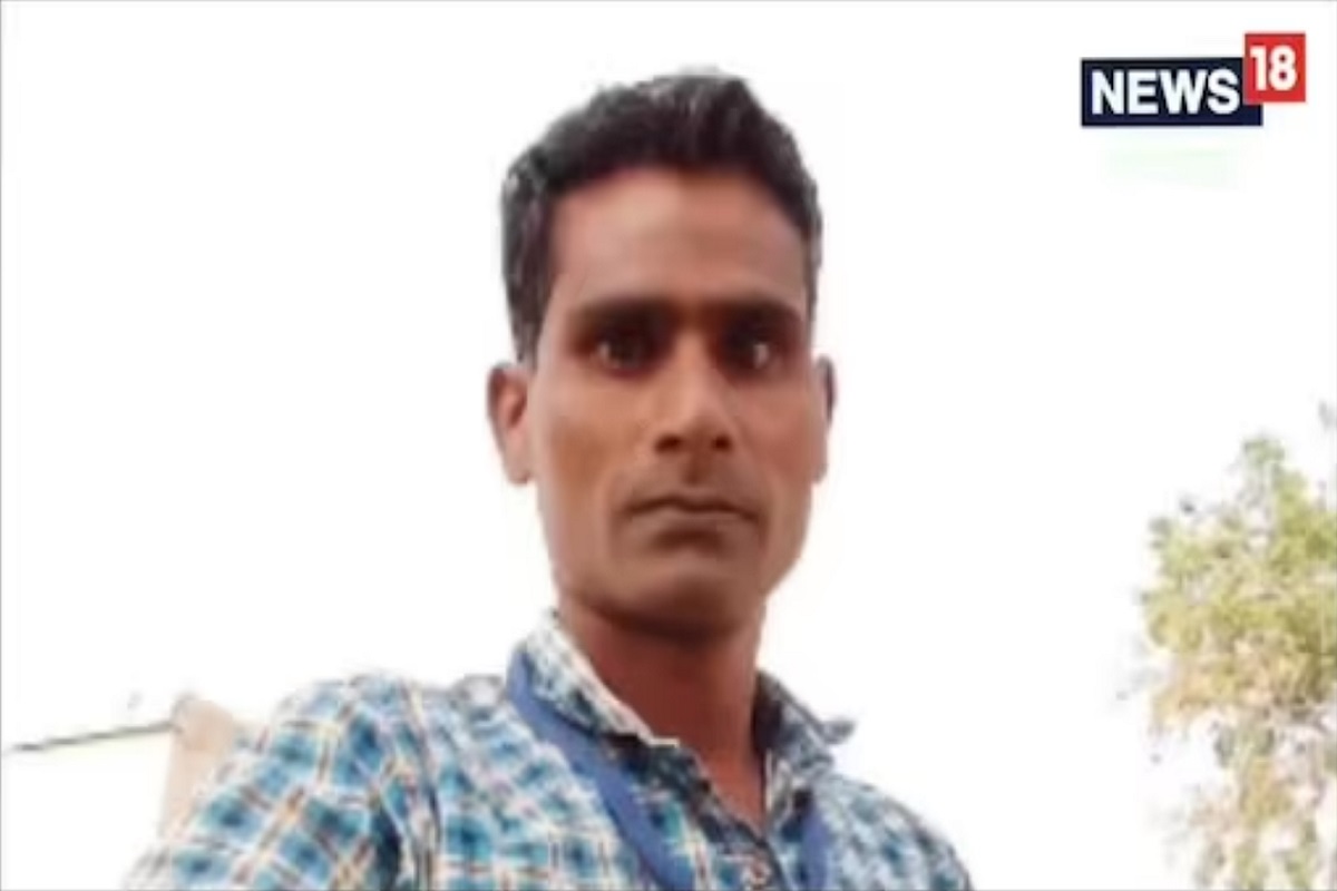 आलमगीर अन्सारी (वय - 45 वर्ष) बेदवलिया गावचा रहिवासी होता.