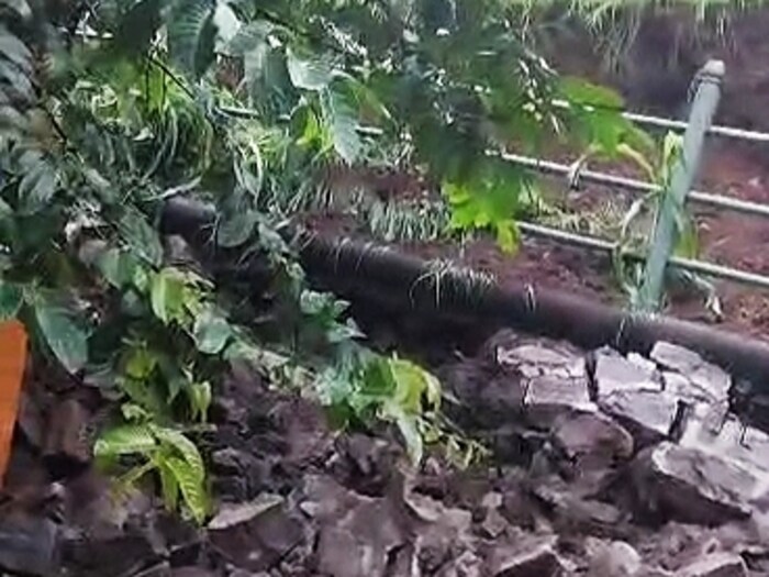 दरम्यान कोल्हापूर महानगरपालिका उपायुक्त रविकांत अडसूळ यांनी घडलेली दुर्घटना नेमकी कोणकोणत्या कारणांमुळे घडली, हे बांधकाम करताना करण्यात आलेले एअर होल्स सारख्या महत्वाच्या गोष्टींचा अभ्यास केला जात असल्याचे सांगितले आहे.