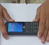 छोटा पॅकेट बडा धमाका! 'या' छोट्याशा फोनमध्ये मिळतील 'या' सुविधा