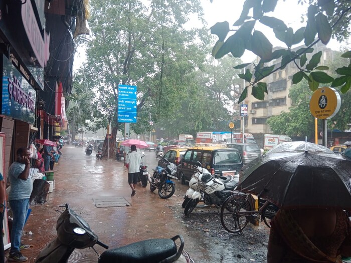 पुढील दोन दिवस पावसाच्या दृष्टीनं चांगले राहतील असाही अंदाज हवामान विभागाकडून व्यक्त करण्यात आला आहे. 